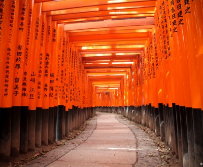 Fushimi Inari Taisha in Kyoto, Corridor of torii gates
