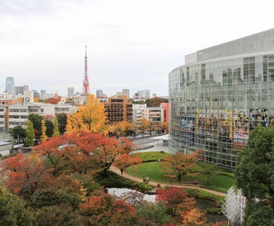 Mori Tower (Roppongi Hills), View on Mori Garden and Tokyo Tower in autumn