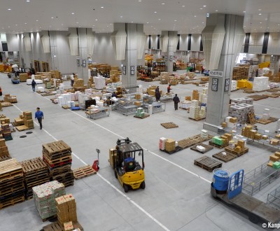 Auction Observation Windows of Fruit and Vegetable Building in Toyosu