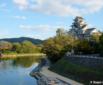 Okayama, view on the castle from the Yuejian Bridge over the Asahi River