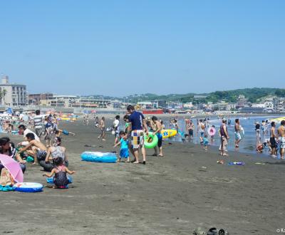 Kugenuma Beach near Enoshima Island