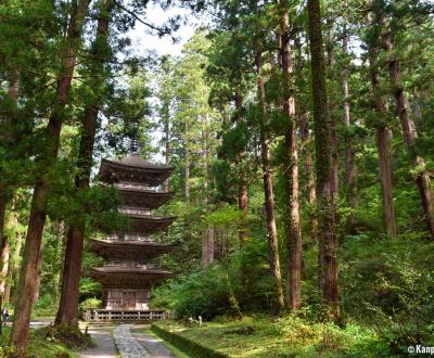 Mount Haguro (Dewa Sanzan), Five story pagoda