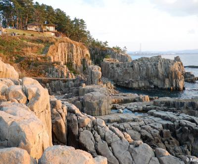 Sakai (Fukui), Tojinbo cliffs