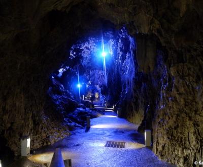Ryusendo Cave (Tohoku)