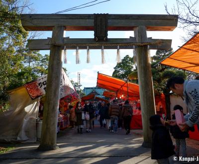 Myoho-ji (Fuji City), Temple's grounds and stalls during Bishamonten Taisai Festival