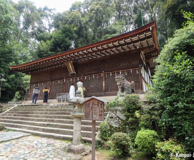 Ujigami-jinja, Honden main hall