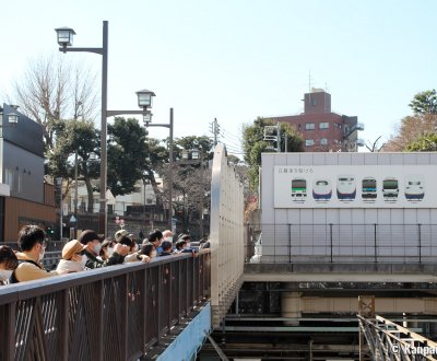 Nippori Station (Tokyo), Densha Otaku on Shimogoindenhashi