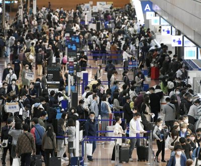 Golden Week 2022 Airport