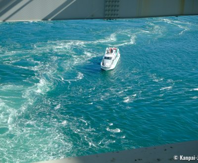 Naruto Whirlpools, View on a tourist ship from Uzu no Michi walkway