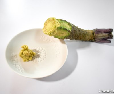Green paste grated from a root of natural Japanese wasabi