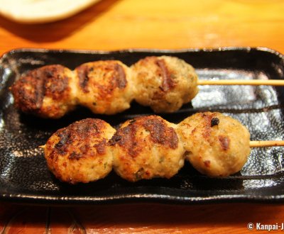 Torikizoku Shinjuku Kuyakusho-dori (Tokyo), Chicken meat ball skewers