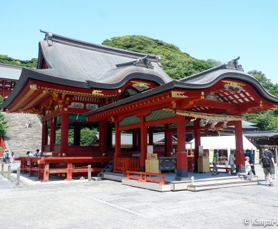 Tsurugaoka Hachimangu (Kamakura), Maiden Pavilion