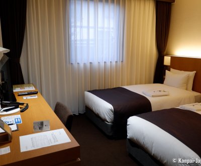 Hotel Folkloro (Kakunodate), Twin room with Western-style bedding