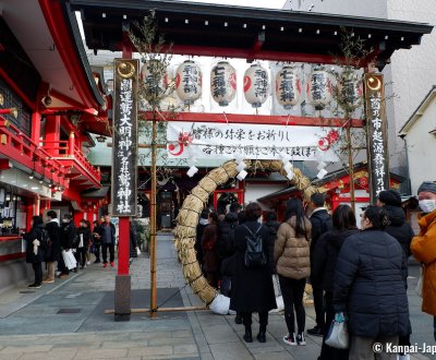 Asakusa Otori-jinja (Tokyo), People visiting the shrine for Hatsumode in early January
