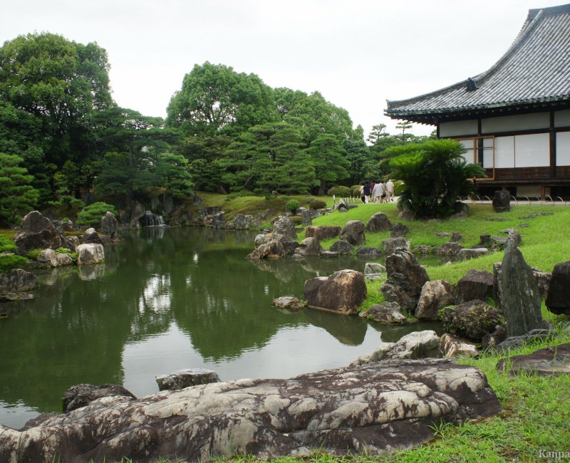Nijo Castle (Kyoto), Pond in Ninomaru Garden