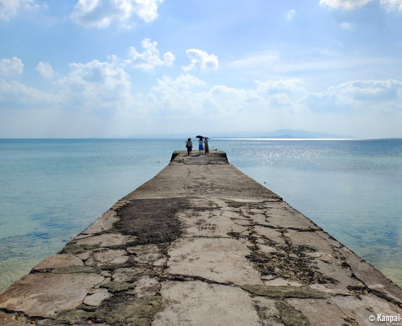 Taketomi-jima, Nishisanbashi Pier and beach Taketomi-jima, Nishisanbashi Pier and beach
