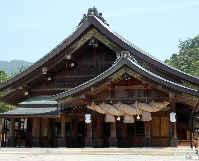 Izumo Taisha (Shimane), Haiden pavilion and its large Shimenawa rope