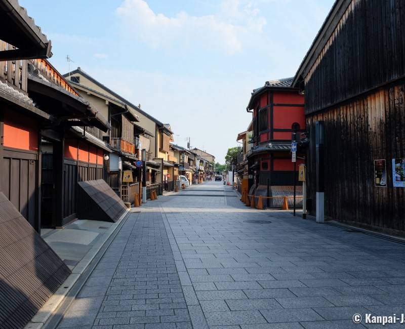 Kyoto during Coronavirus Outbreak in June 2020, Hanamikoji Dori in Gion 2
