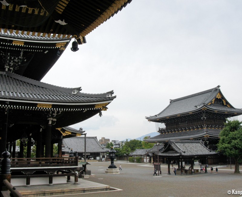 Higashi Hongan-ji (Kyoto), Temple's grounds 2