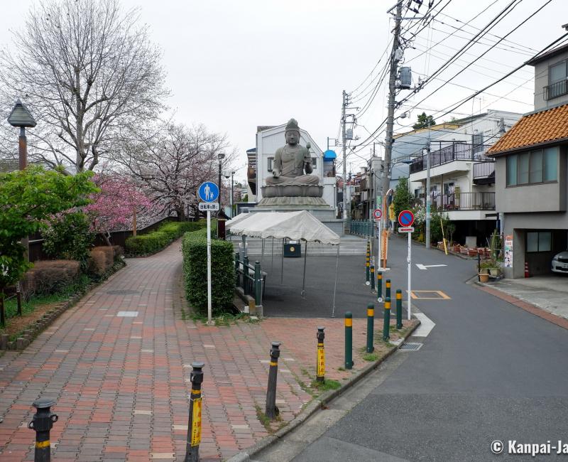 Shakujii-gawa (Tokyo), Yatsu Daikannon statue Shakujii-gawa (Tokyo), Yatsu Daikannon statue