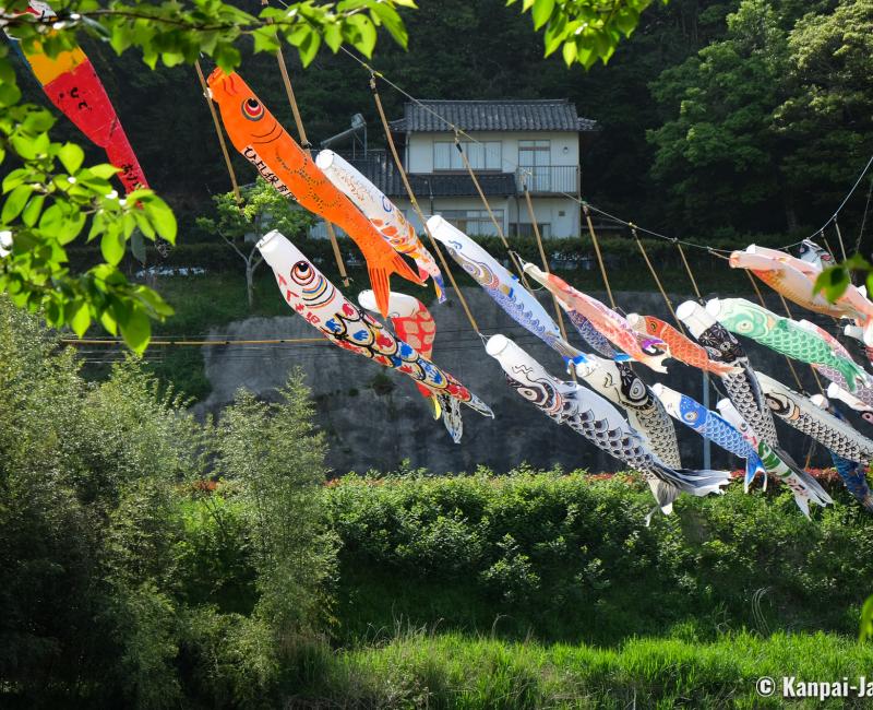 Matsue (Shimane), koi nobori kites floatting for the Boys' day in early May in Japan Matsue (Shimane), koi nobori kites floatting for the Boys' day in early May in Japan