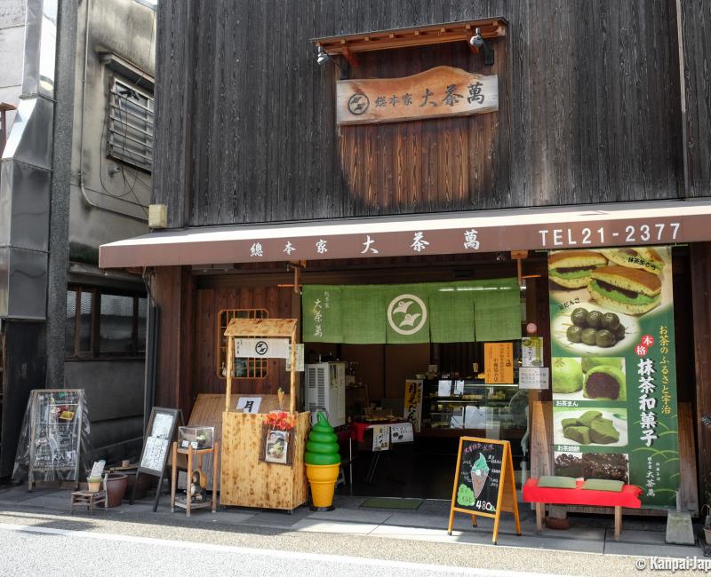 Green Tea Shops in Uji An Ageold Culinary Knowledge