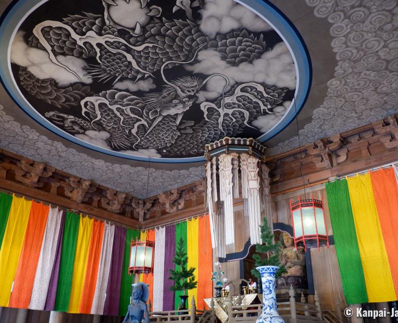 Kencho-ji (Kamakura), Indoor view of the Hatto