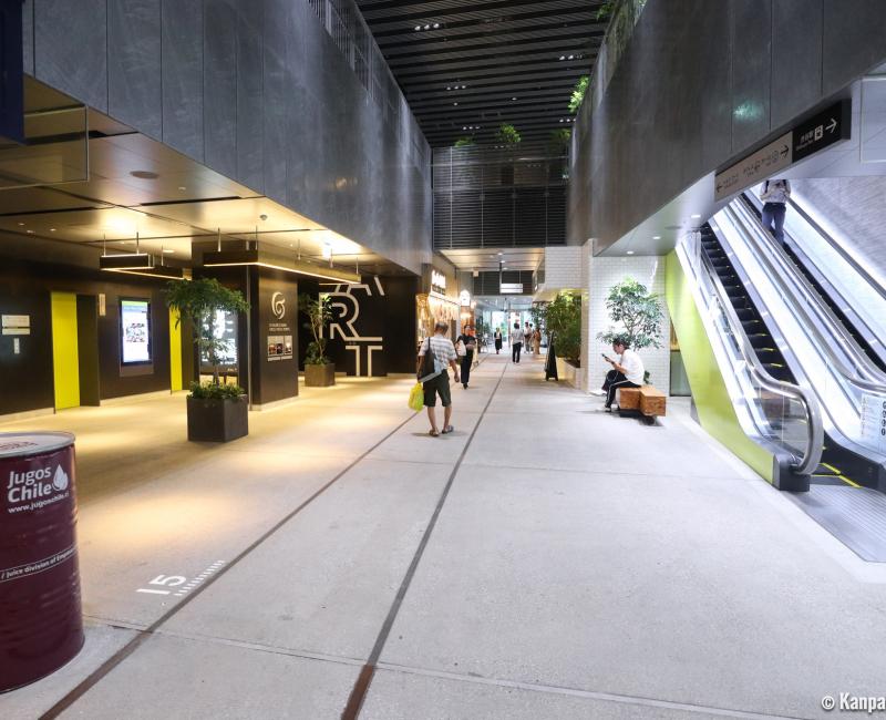 Shibuya Stream (Tokyo), Indoor alley Shibuya Stream (Tokyo), Indoor alley