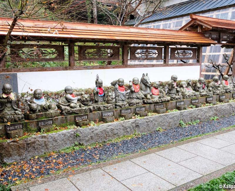 Sanbutsu-ji (Tottori), Jizo statues Sanbutsu-ji (Tottori), Jizo statues