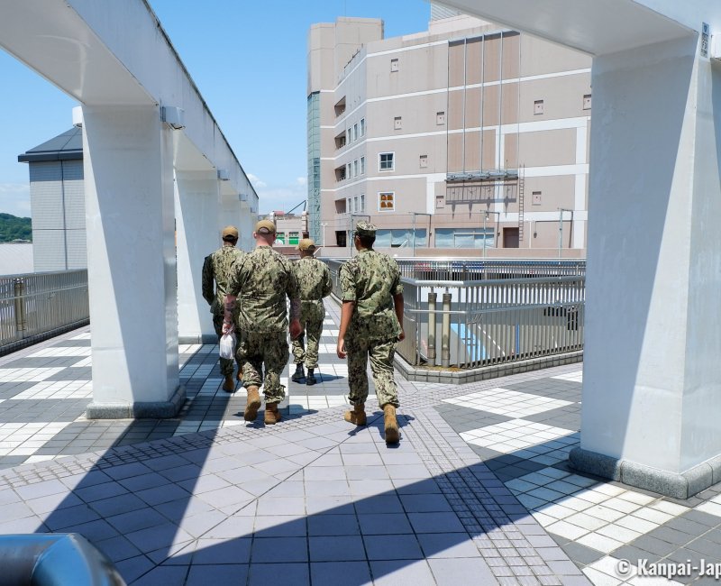 Yokosuka, U.S. Navy members 