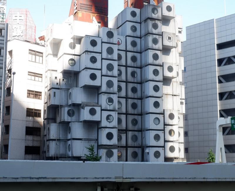 Nakagin Capsule Tower (Tokyo), View on the building in 2021 before dismantlement Nakagin Capsule Tower (Tokyo), View on the building in 2021 before dismantlement