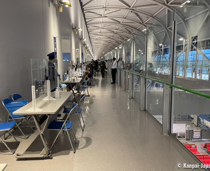 Quarantine in Japan during the Coronavirus pandemic, Controls and rules at arrival in KIX airport