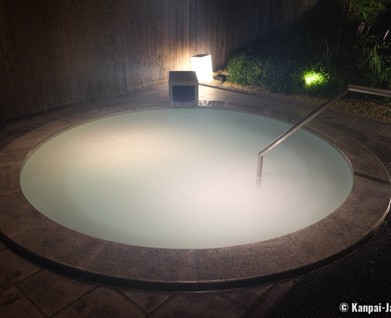 Shiojitei (Toba), Mikimoto Pearls Bath (Pearl Aurora Bath) in the outdoor