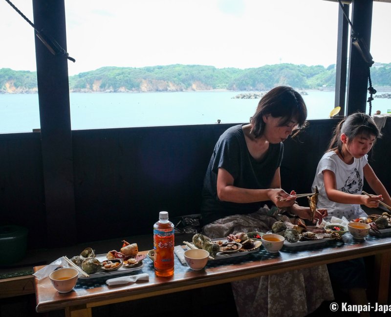 Mie Prefecture's Ama divers, Lunch at a traditional female divers' hut Amagoya Osatsu Kamado Mie Prefecture's Ama divers, Lunch at a traditional female divers' hut Amagoya Osatsu Kamado