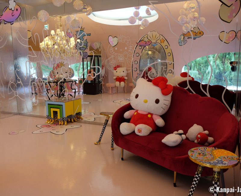 Hello Kitty Smile (Awaji), Private lounge at the Otohime Dragon Palace digital exhibition