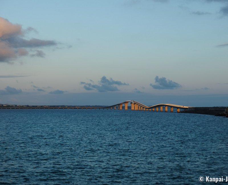 Irabu Ohashi (Miyako-jima), View on the bridge at nightfall