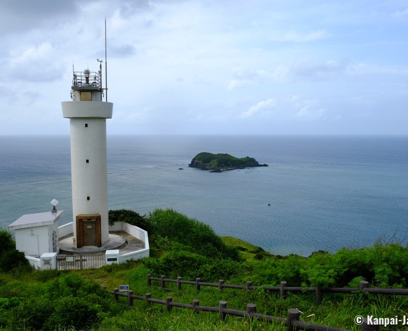 Hirakubo (Ishigaki), Hirakubozaki Lighthouse at the northern end of the island