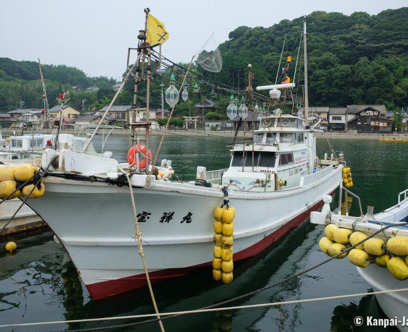 Karatsu (Saga, Kyushu), Fisherman's boat in Yobuko port Karatsu (Saga, Kyushu), Fisherman's boat in Yobuko port