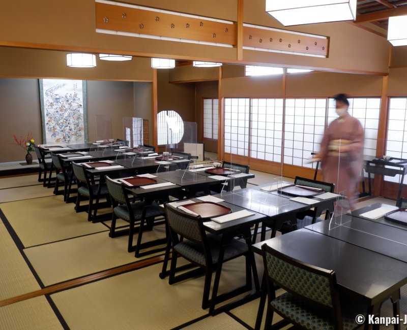 Uosaburo (Fushimi), Traditional restaurant room