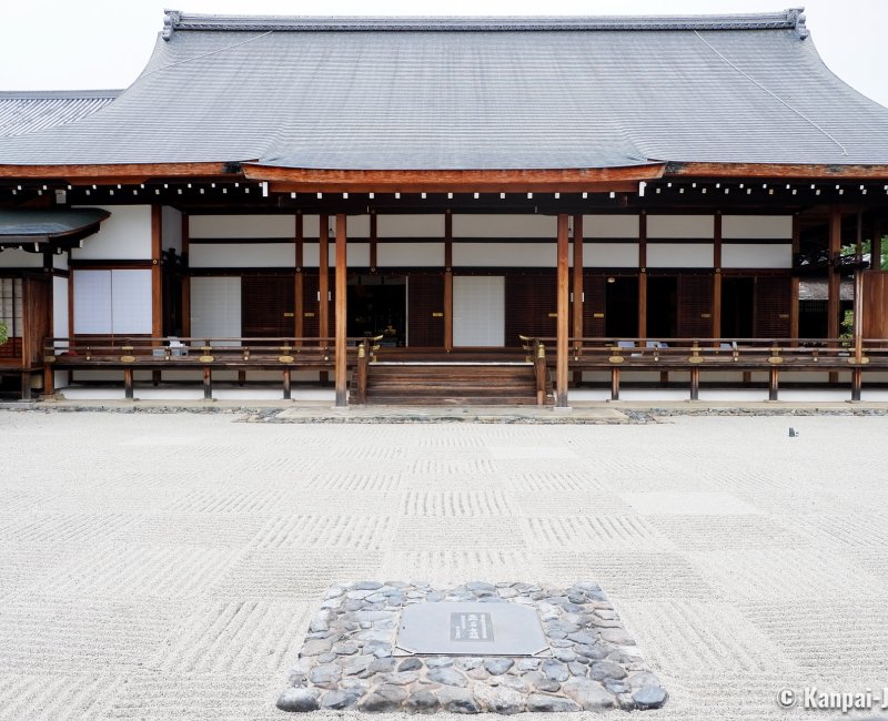 Shogo-in (Kyoto), View on the Shinden pavilion and the temple's dry garden 2 Shogo-in (Kyoto), View on the Shinden pavilion and the temple's dry garden 2
