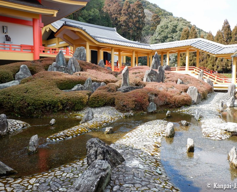 Matsunoo Taisha (Kyoto), Shinzokan Museum and Kyoku-mizu-no-niwa garden Matsunoo Taisha (Kyoto), Shinzokan Museum and Kyoku-mizu-no-niwa garden