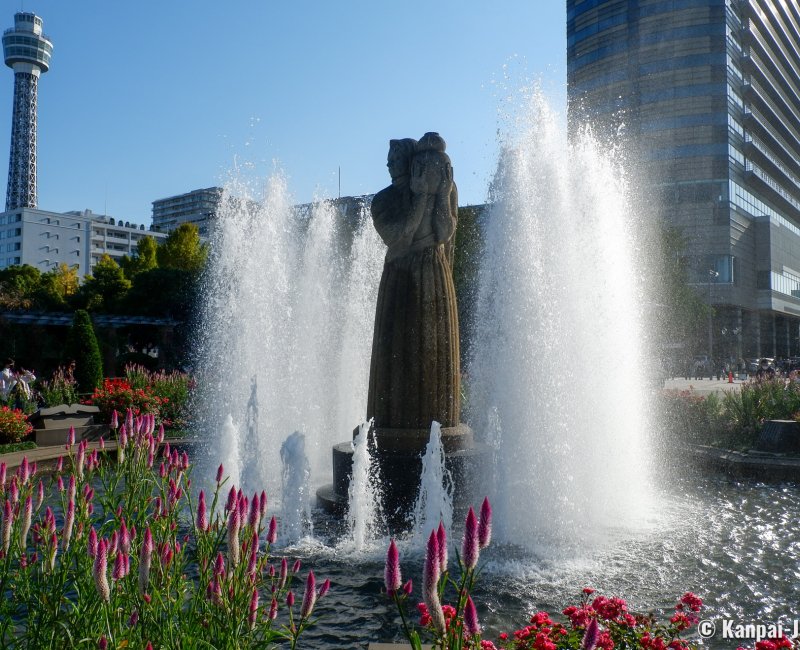 Yamashita Park (Yokohama), Fountain of the water goddess Yamashita Park (Yokohama), Fountain of the water goddess
