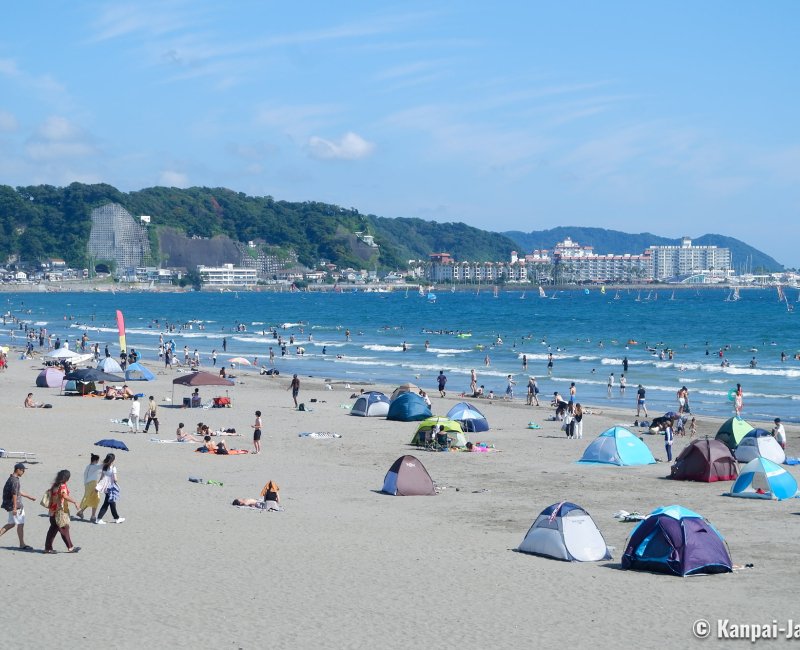 Kamakura (Kanagawa), People on Yuigahama and Zaimokuza beaches in summer Kamakura (Kanagawa), People on Yuigahama and Zaimokuza beaches in summer