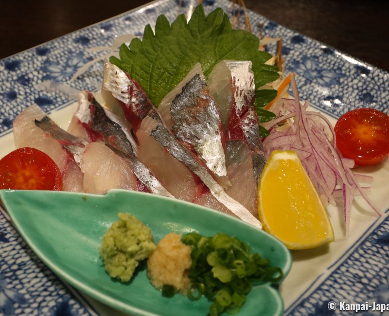 Ryokan inn in Fukuoka, Caranginae sashimi plate