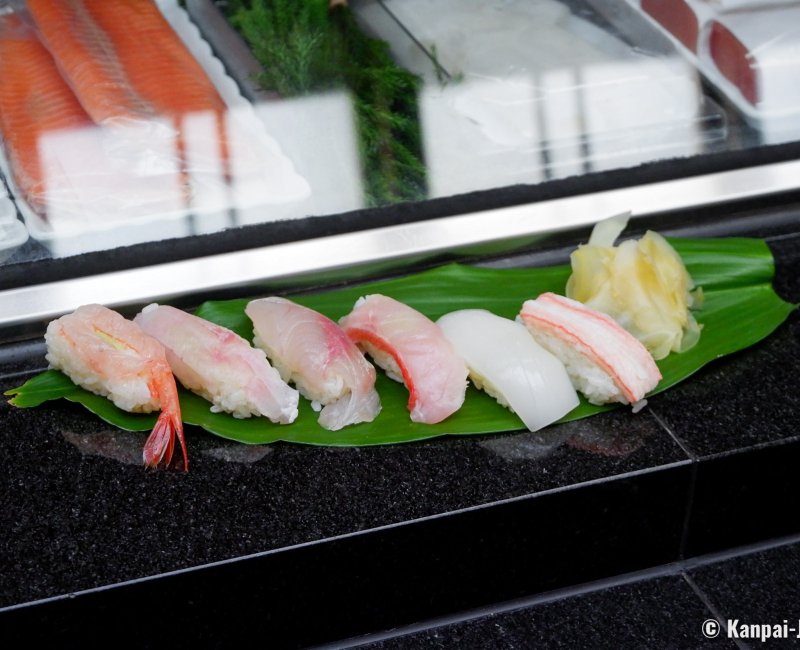 Hatsumi Zushi Honten (Fukui), Sets of nigiri sushi made with white-fleshed fish and sea food