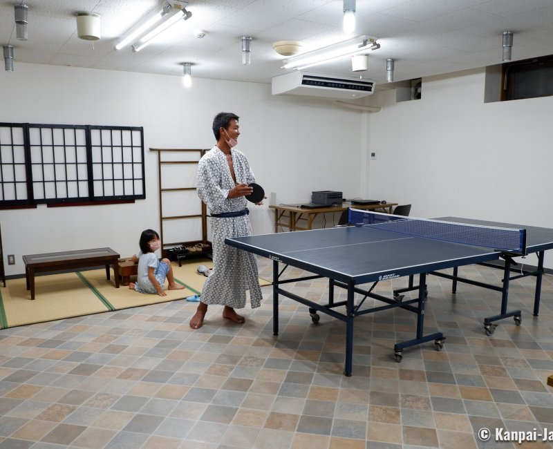 Kawaguchiko Station Inn, Recreational room for all guests 2