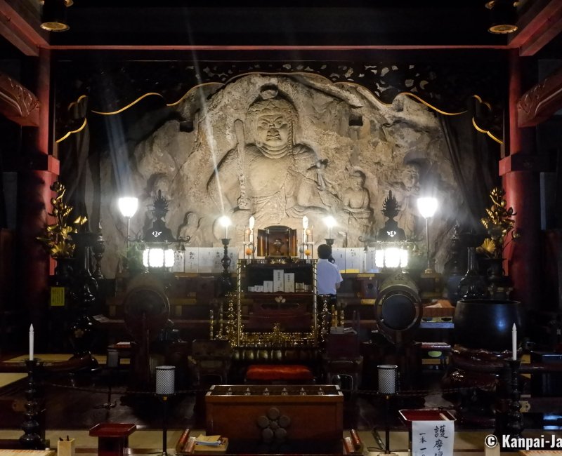 Oiwasan Nisseki-ji (Toyama), Fudo Myoo carved in the stone