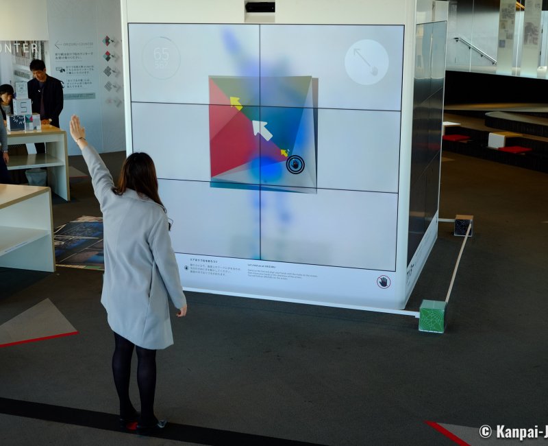 Hiroshima Orizuru Tower, Orizuru crane virtual making Hiroshima Orizuru Tower, Orizuru crane virtual making