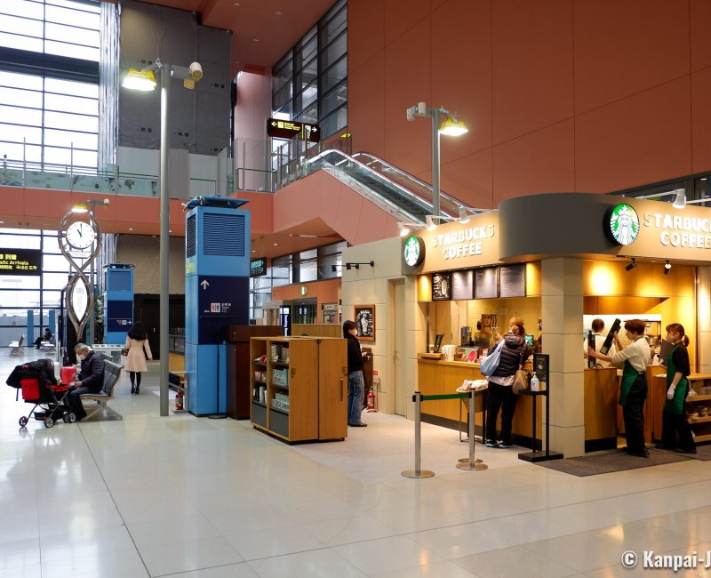 Kansai International Airport (KIX, Osaka), Terminal 1, Starbucks Coffee at the international arrivals hall