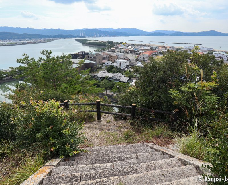 Tamatsushima-jinja (Wakayama), View on Wakanoura Bay from Mount Tengu Tamatsushima-jinja (Wakayama), View on Wakanoura Bay from Mount Tengu